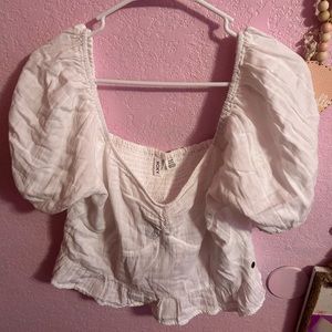 Cropped puffy sleeve roxy top